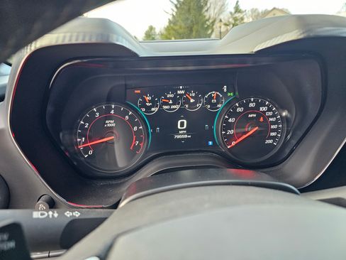 Used 2018 Chevrolet Camaro SS image 8