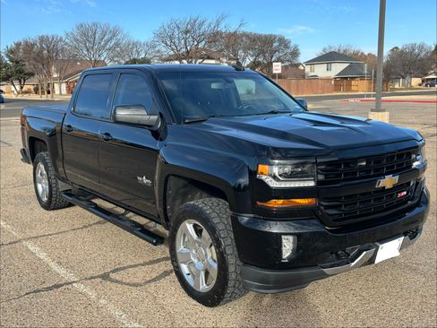 Used 2018 Chevrolet Silverado 1500 LT w/ Texas Edition image 5