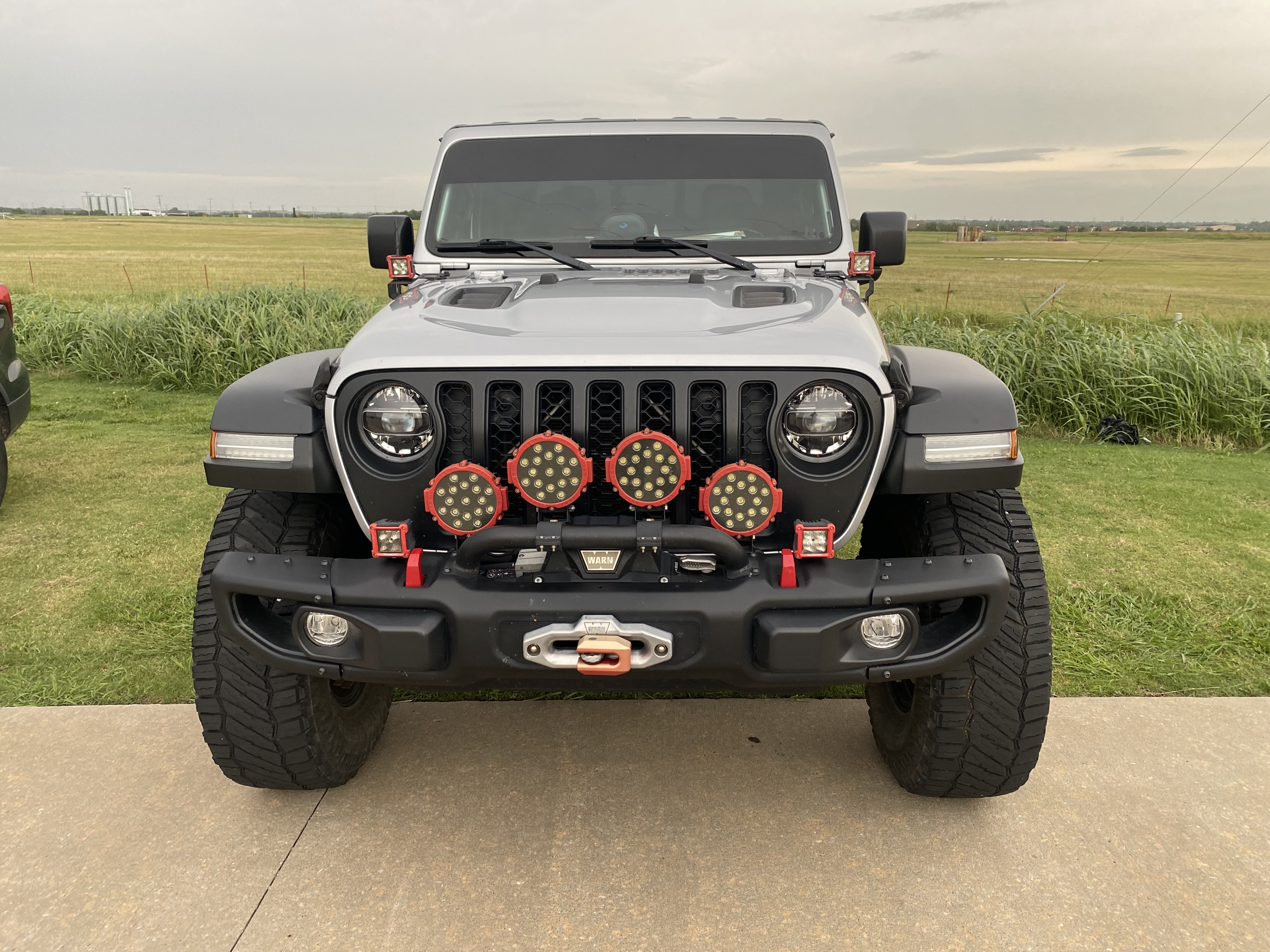 Used 2022 Jeep Gladiator Rubicon w/ LED Lighting Group AWD/4WD image 1