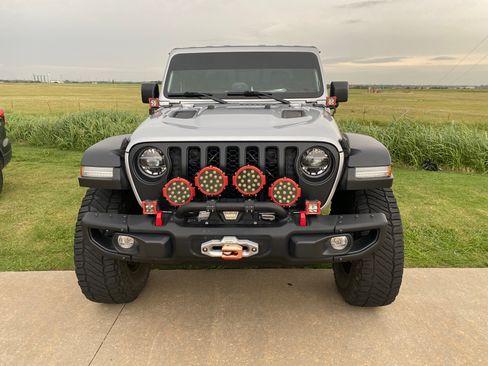 Used 2022 Jeep Gladiator Rubicon w/ LED Lighting Group AWD/4WD image 1
