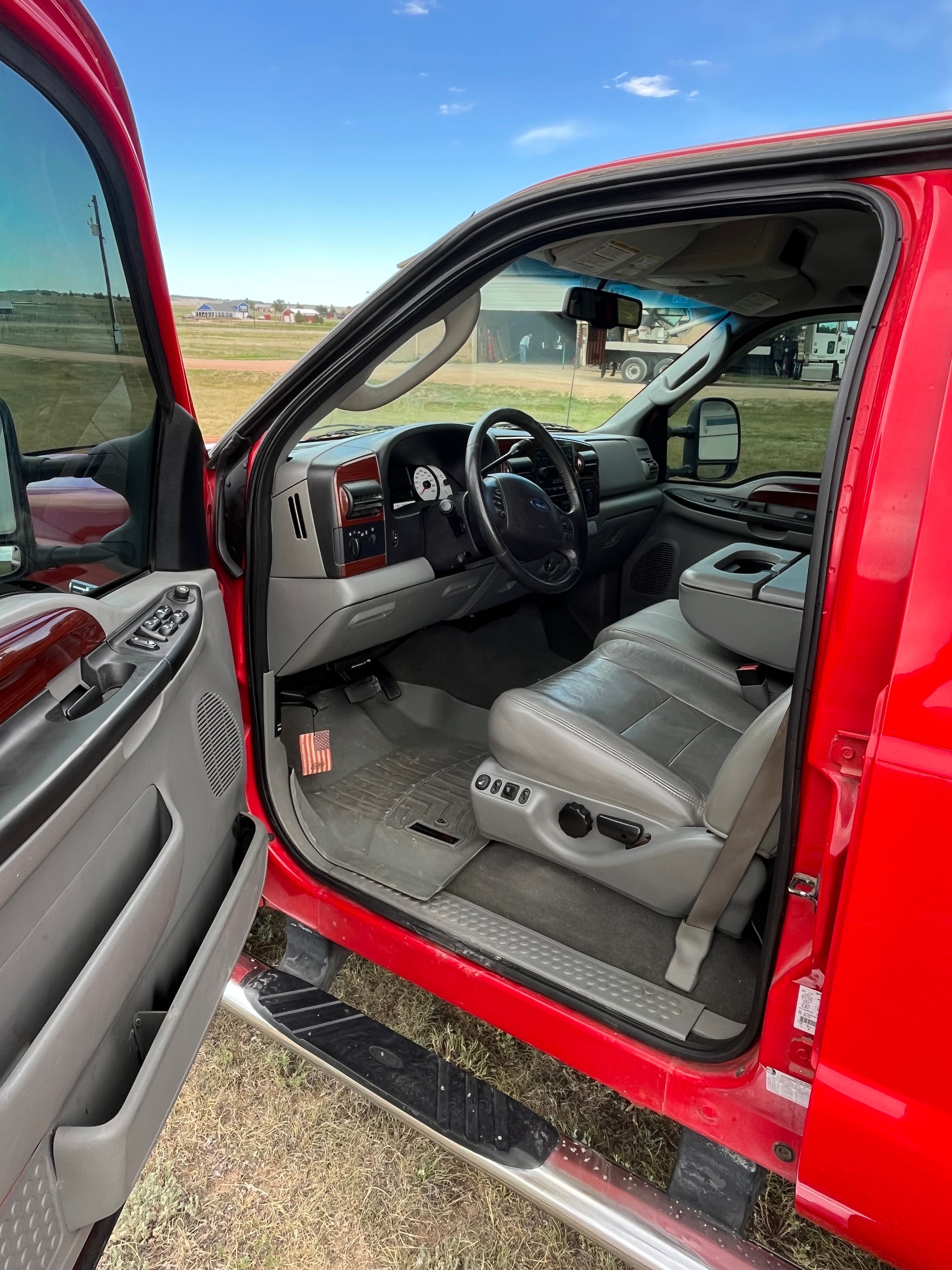 Used 2007 Ford F350 Lariat AWD/4WD image 11