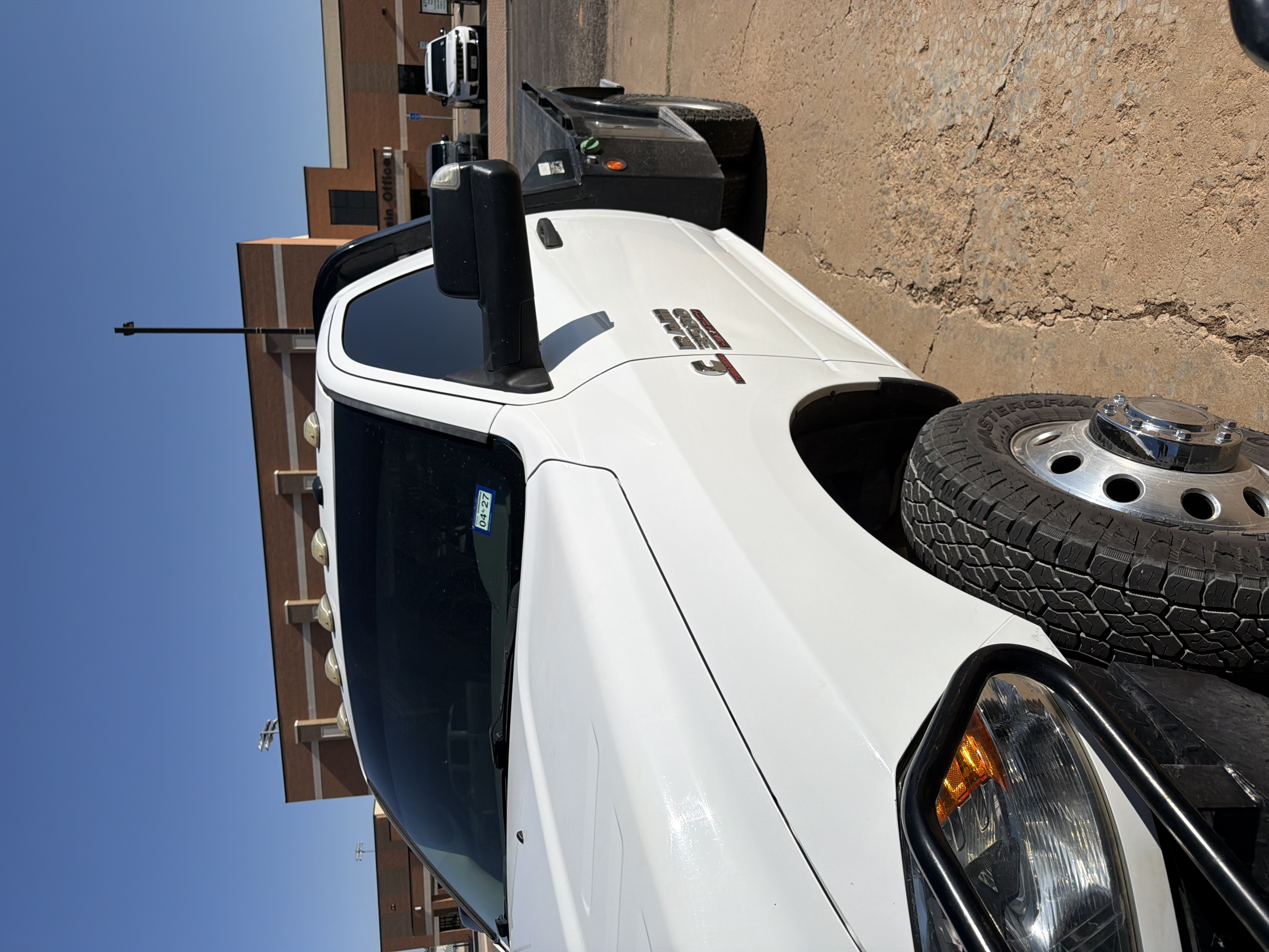 Used 2014 RAM 3500 Tradesman w/ Chrome Appearance Group AWD/4WD image 2