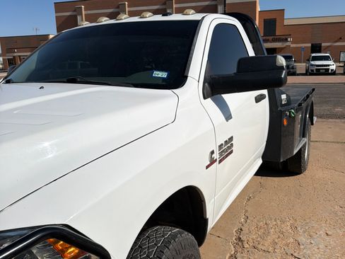 Used 2014 RAM 3500 Tradesman w/ Chrome Appearance Group AWD/4WD image 2