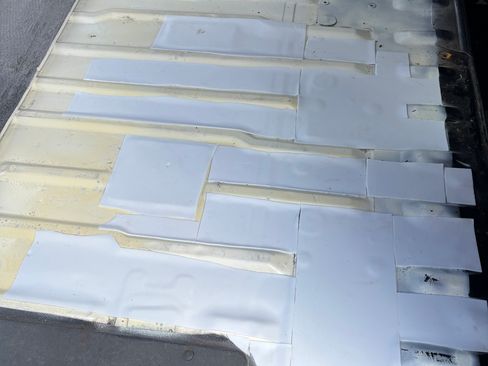 Used 2011 Ford Transit Connect XLT image 11