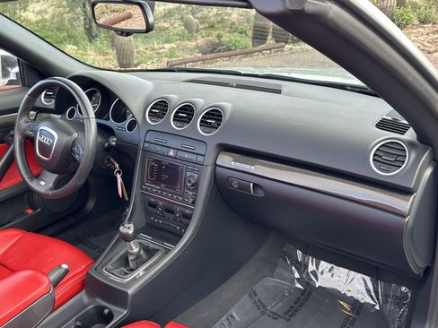 Used 2007 Audi S4 Cabriolet image 11