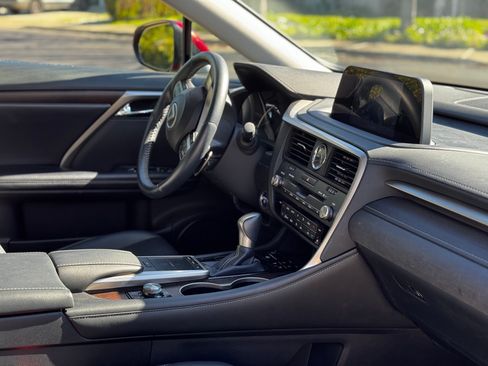 Used 2021 Lexus RX 450h AWD w/ Premium Package image 10