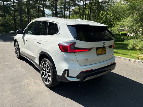 Used 2024 BMW X1 xDrive28i w/ Technology Package AWD/4WD image 6
