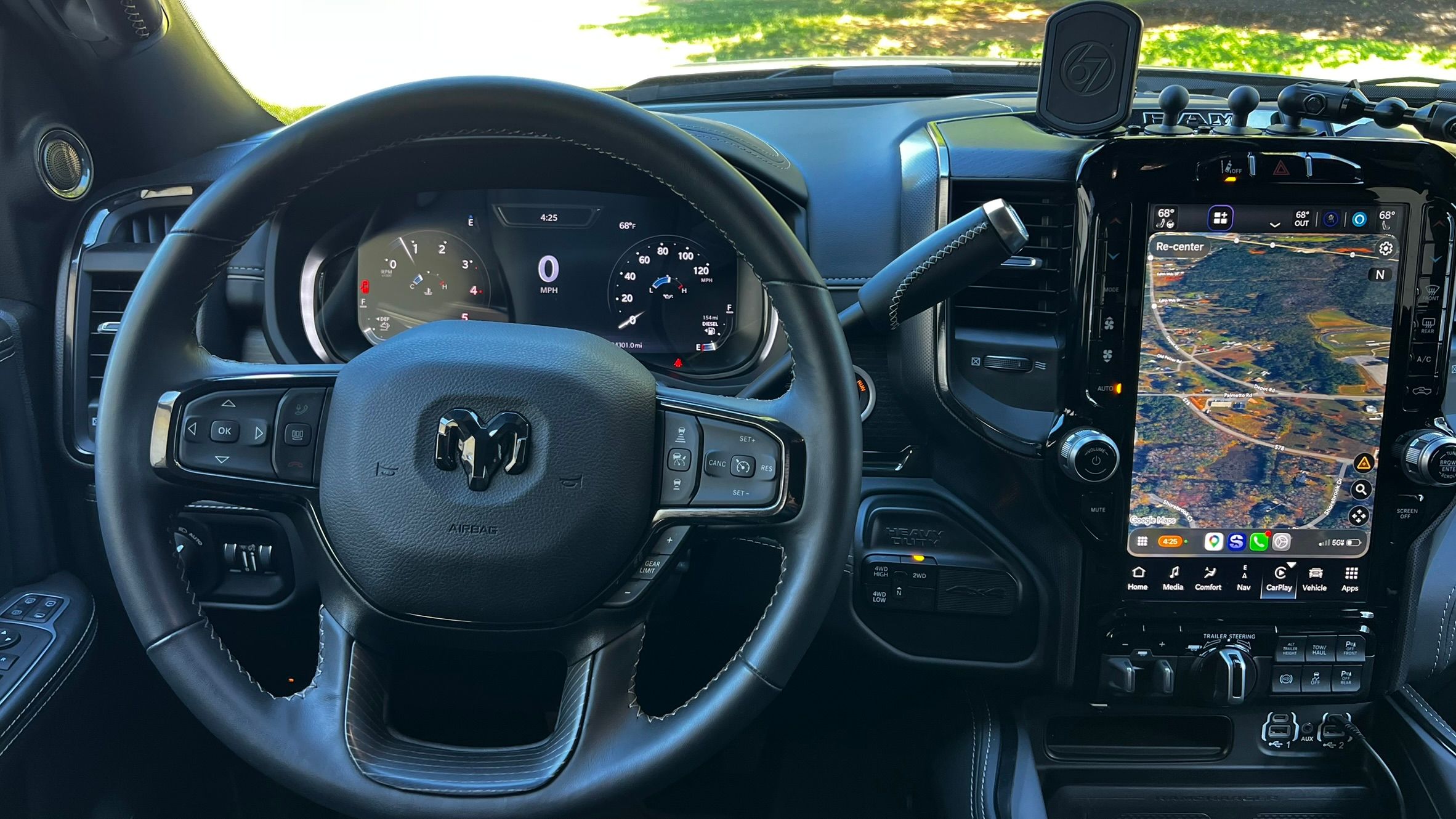 Used 2024 RAM 3500 Limited AWD/4WD image 11