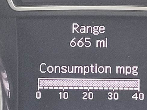 Used 2012 Mercedes-Benz ML 350 BlueTEC 4MATIC image 11