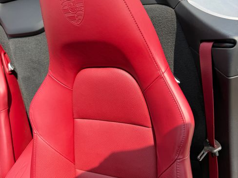 Used 2021 Porsche 718 Boxster GTS RWD image 17