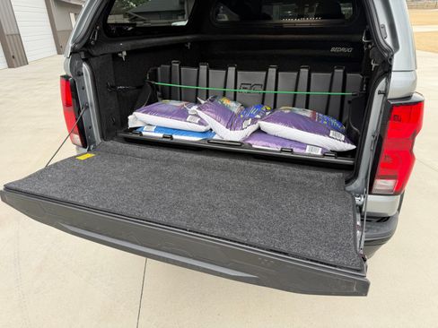 Used 2026 Chevrolet Colorado ZR2 w/ Technology Package image 11