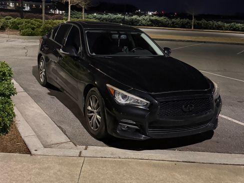 Used 2015 INFINITI Q50 Premium image 1