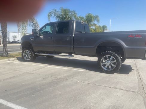 Used 2008 Ford F250 XLT image 8
