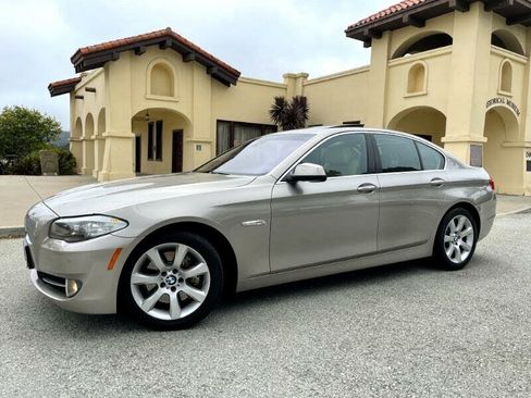 Used 2011 BMW 550i Sedan image 1
