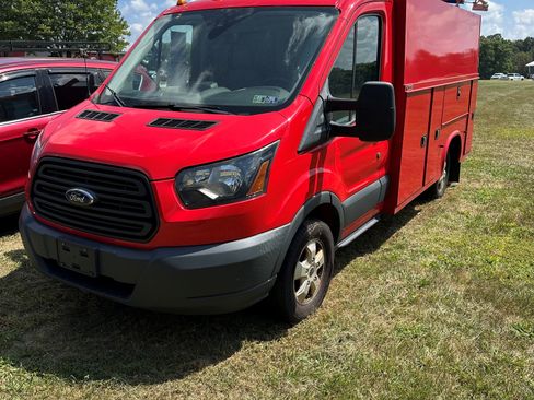 Used 2018 Ford Transit 250 138 image 2