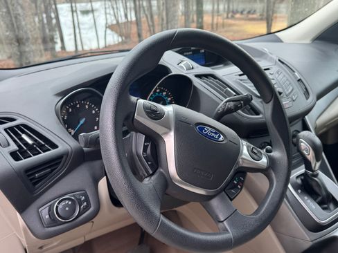 Used 2014 Ford Escape SE image 11