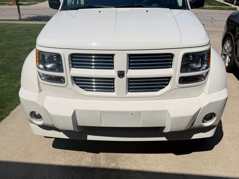 Used 2008 Dodge Nitro R/T image 5