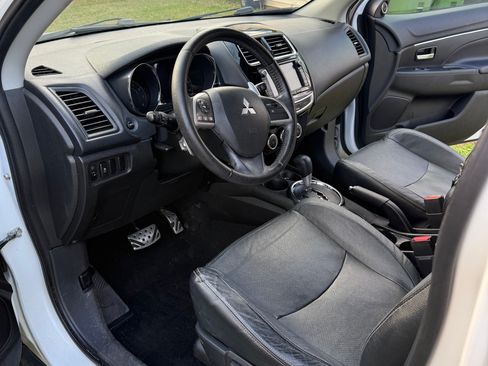 Used 2015 Mitsubishi Outlander Sport GT image 5