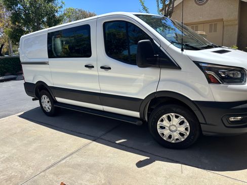 Used 2023 Ford Transit 250 Low Roof w/ Exterior Upgrade Package RWD image 2