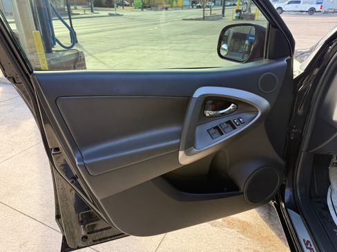 Used 2010 Toyota RAV4 Sport image 24