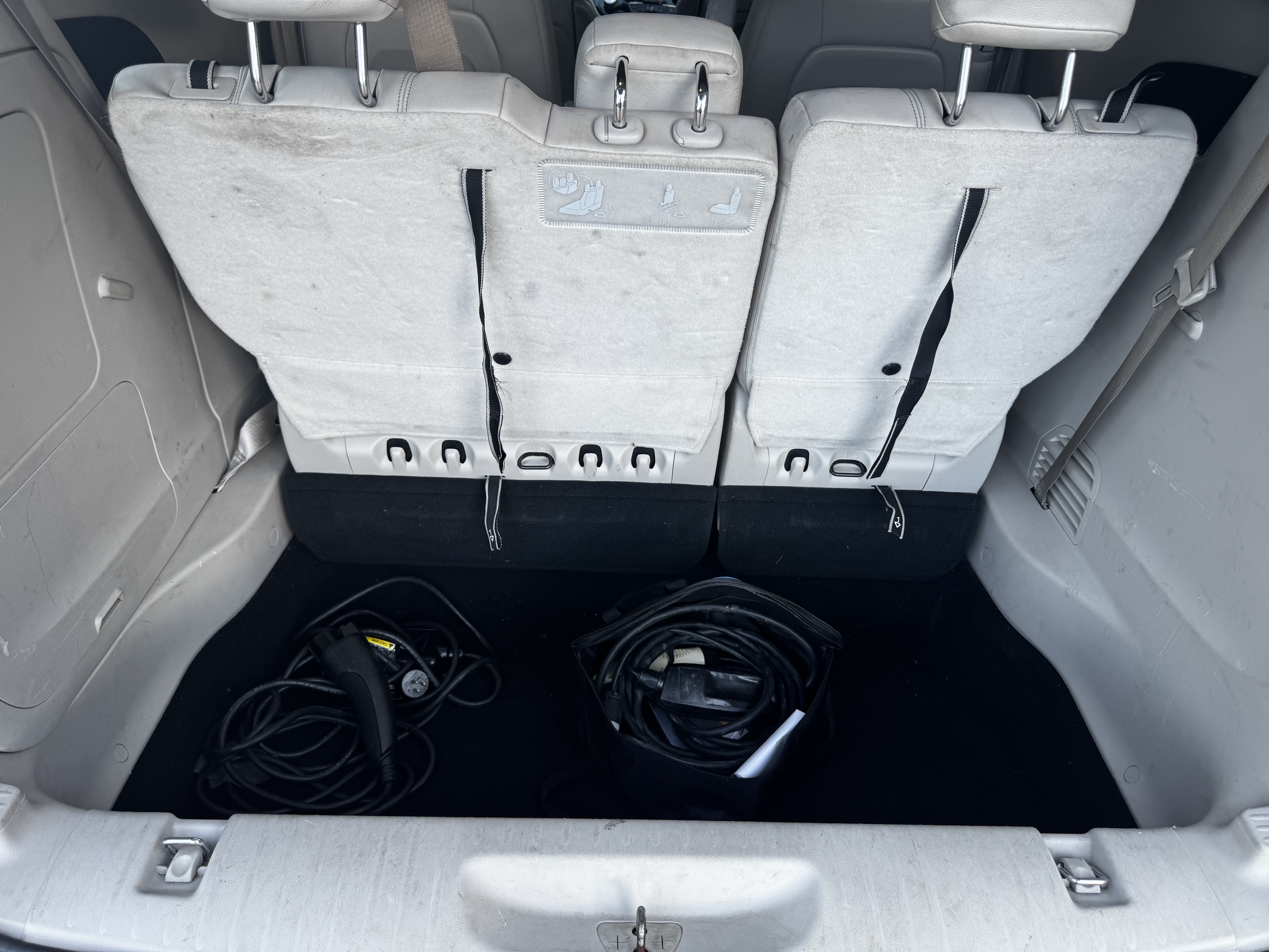 Used 2018 Chrysler Pacifica Touring-L FWD image 9