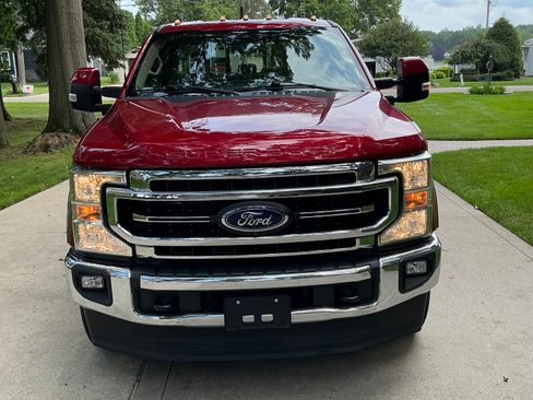 Used 2022 Ford F250 Lariat w/ Lariat Value Package AWD/4WD image 2