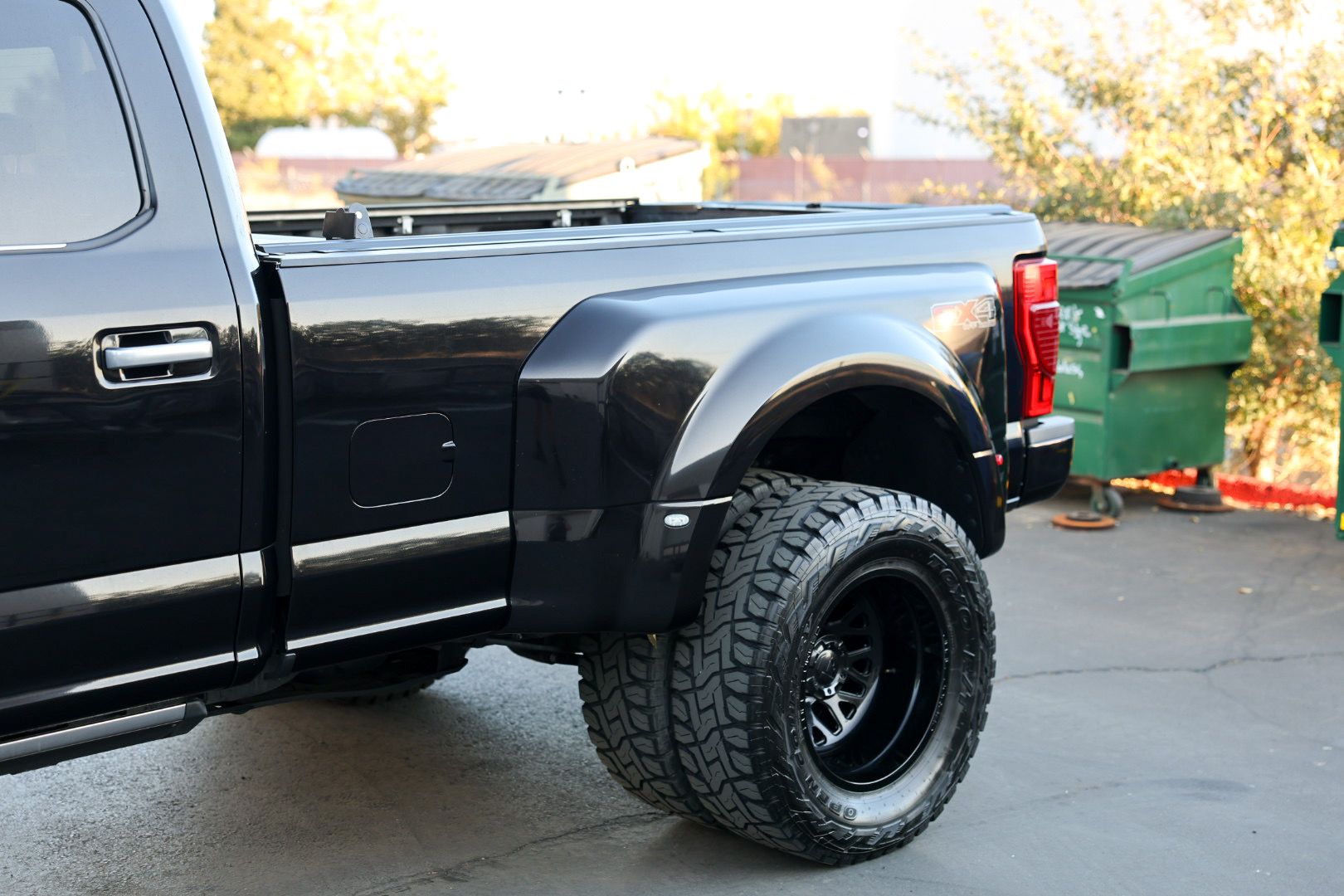 Used 2021 Ford F450 Limited w/ FX4 Off-Road Package AWD/4WD image 11