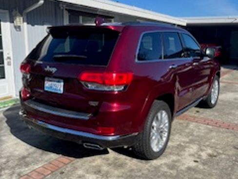 Used 2017 Jeep Grand Cherokee Summit image 5