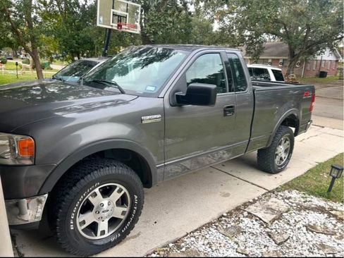 Used 2004 Ford F150 XLT image 5