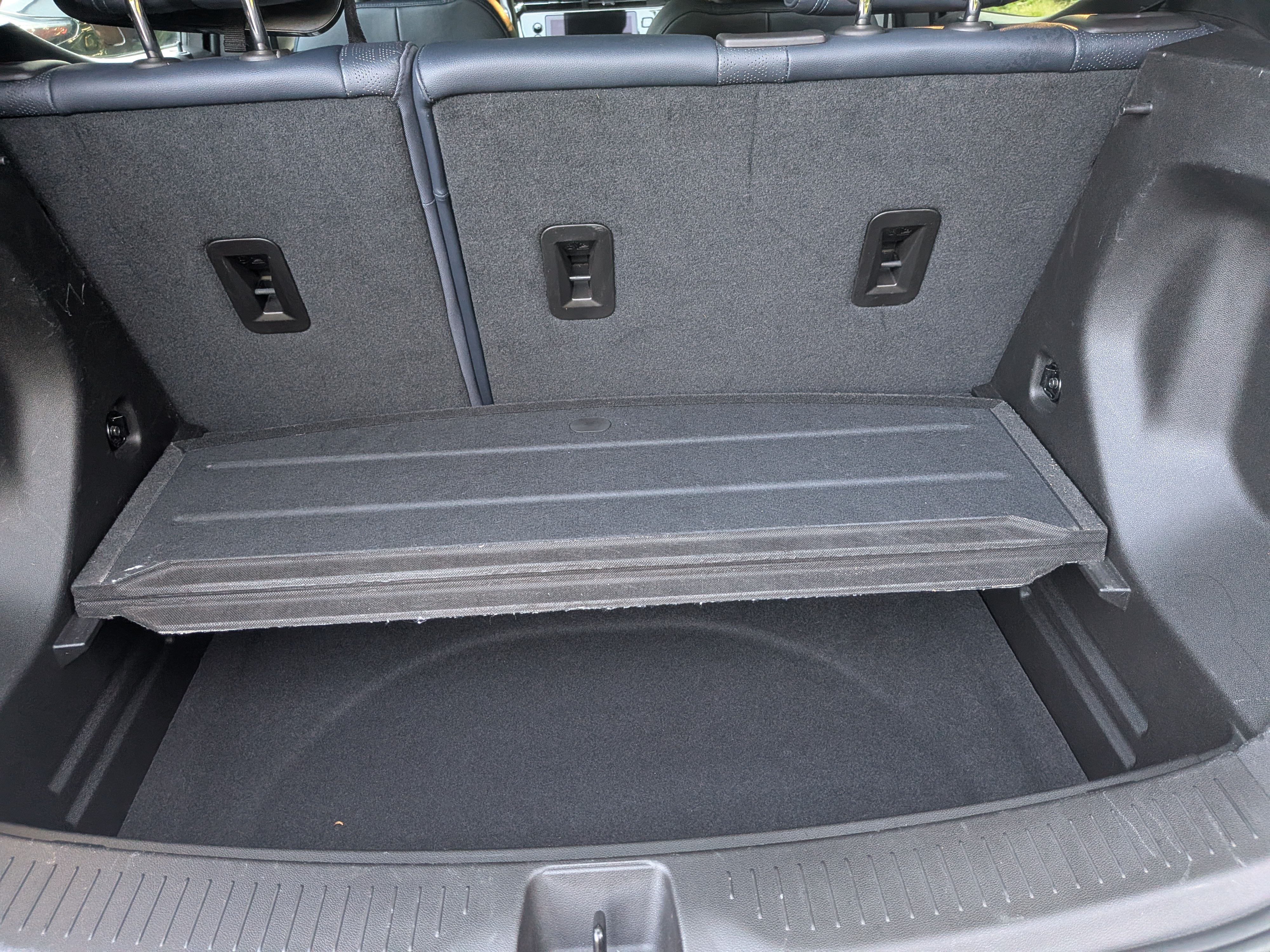 Used 2023 Chevrolet Bolt EUV Premier FWD image 11