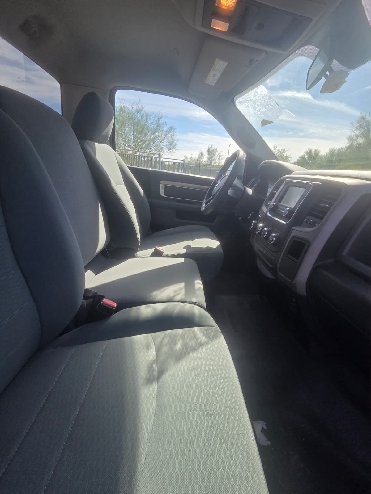 Used 2018 RAM 1500 Express RWD image 10