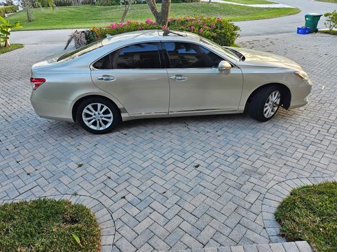 Used 2012 Lexus ES 350 image 6