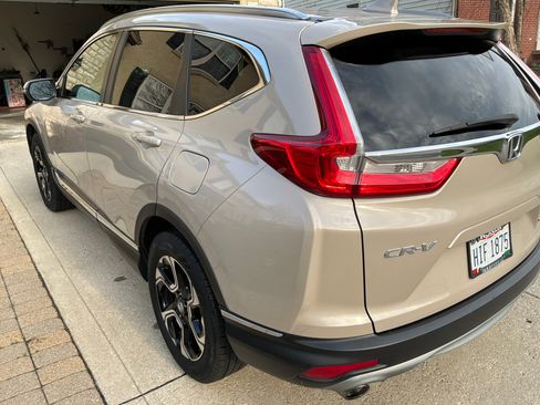 Used 2018 Honda CR-V Touring image 8