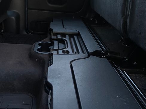 Used 2004 Dodge Ram 2500 Truck SLT w/ Off-Road Group image 9