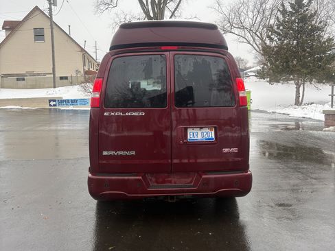 Used 2017 GMC Savana 3500 LT w/ LT Preferred Equipment Group image 5