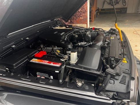 Used 2018 Jeep Wrangler Unlimited Sahara image 15