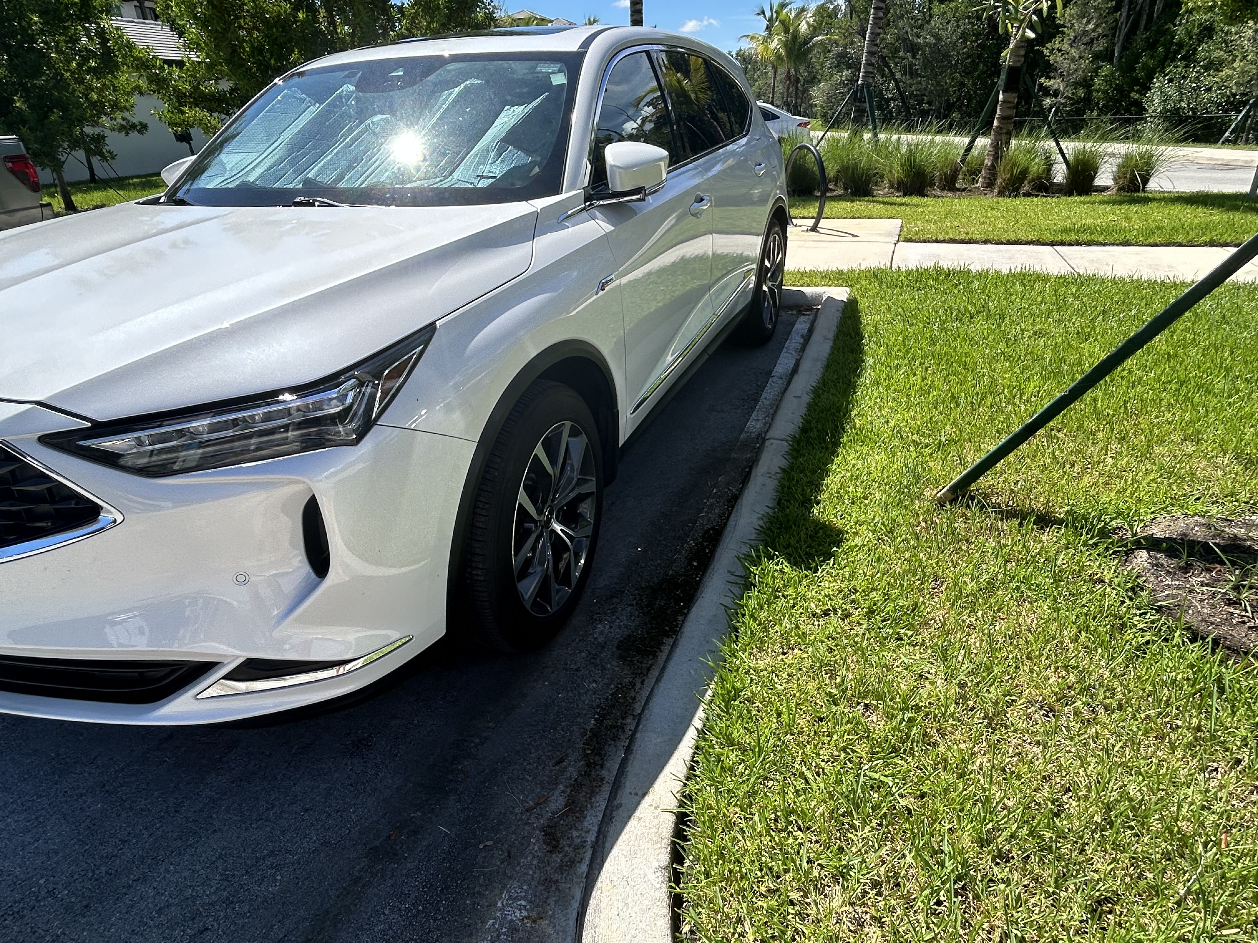 Used 2024 Acura MDX w/ Technology Package FWD image 4