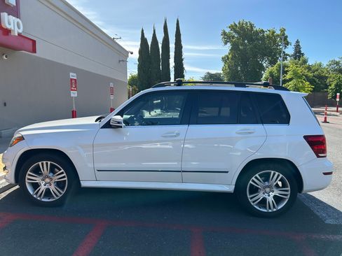 Used 2014 Mercedes-Benz GLK 350 4MATIC image 4