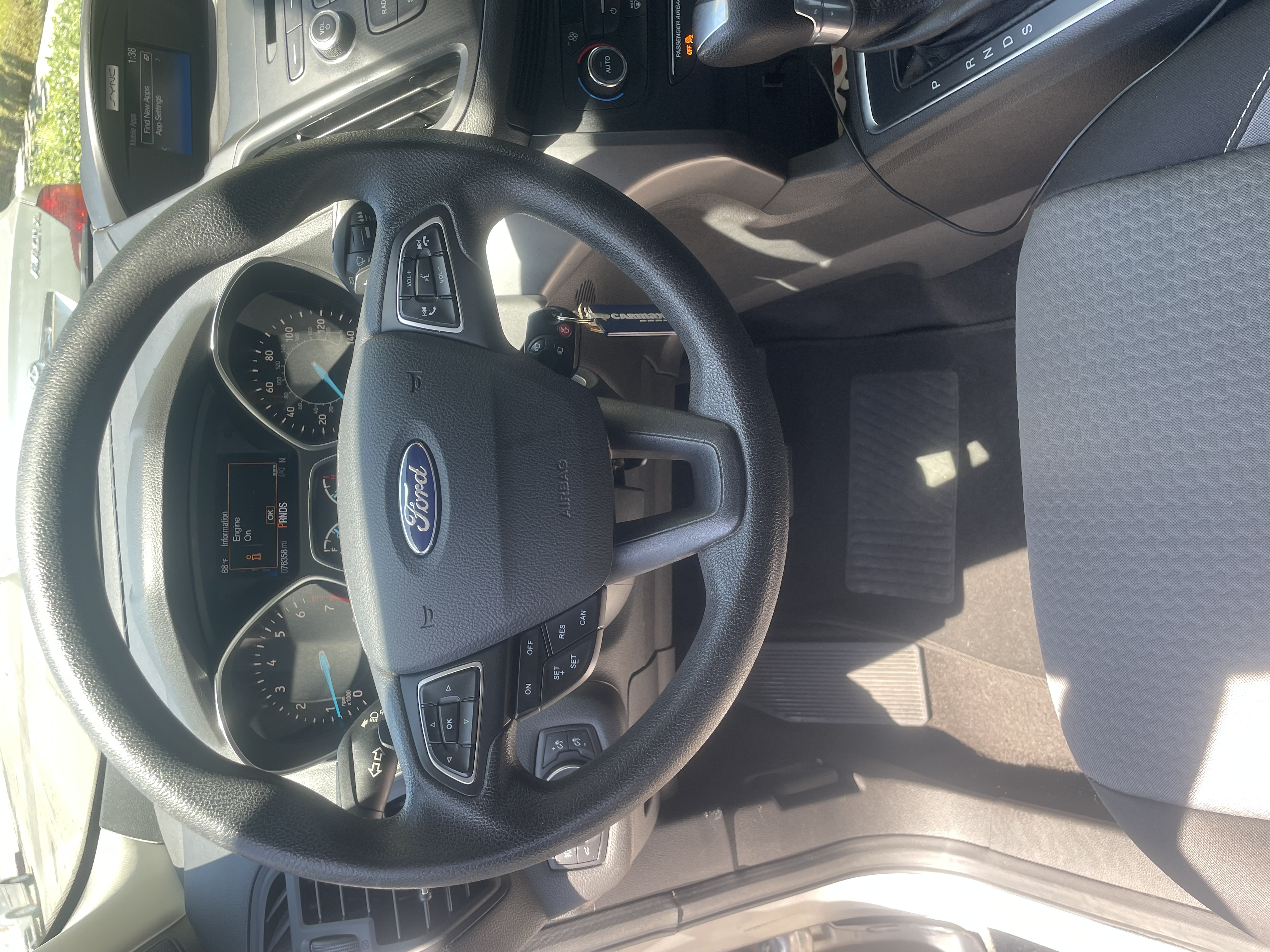 Used 2017 Ford Escape SE FWD image 13