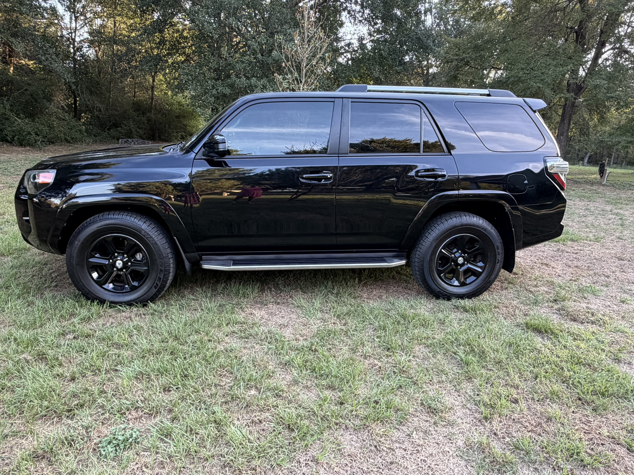 Used 2020 Toyota 4Runner SR5 RWD image 24