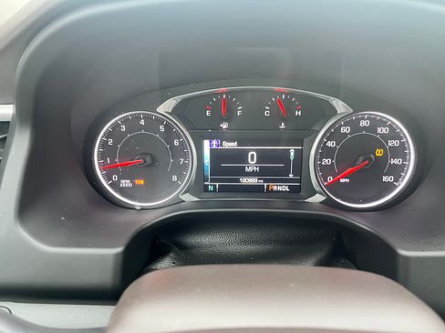 Used 2017 GMC Acadia SLT image 5