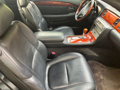 Used 2006 Lexus SC 430 Convertible image 5