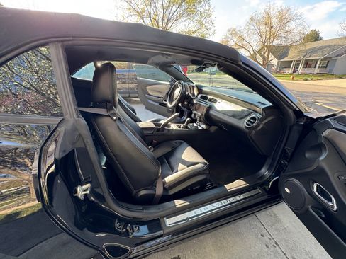 Used 2014 Chevrolet Camaro SS w/ RS Package image 12