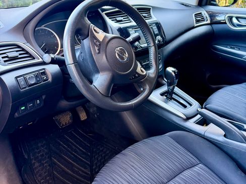 Used 2016 Nissan Sentra SV w/ Style Package image 25