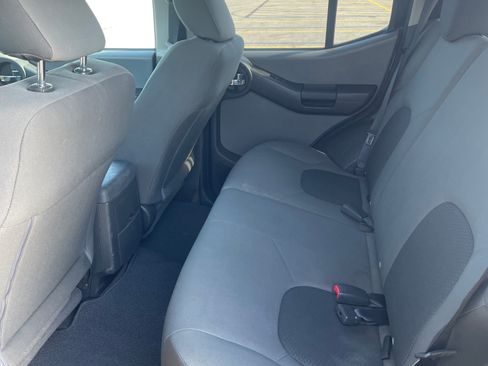 Used 2013 Nissan Xterra S image 14