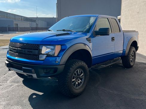 Used 2010 Ford F150 Raptor image 15