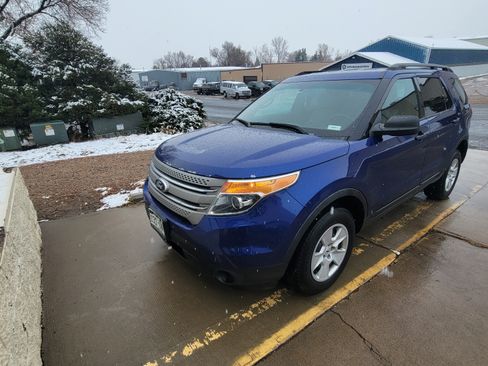 Used 2013 Ford Explorer 4WD image 2