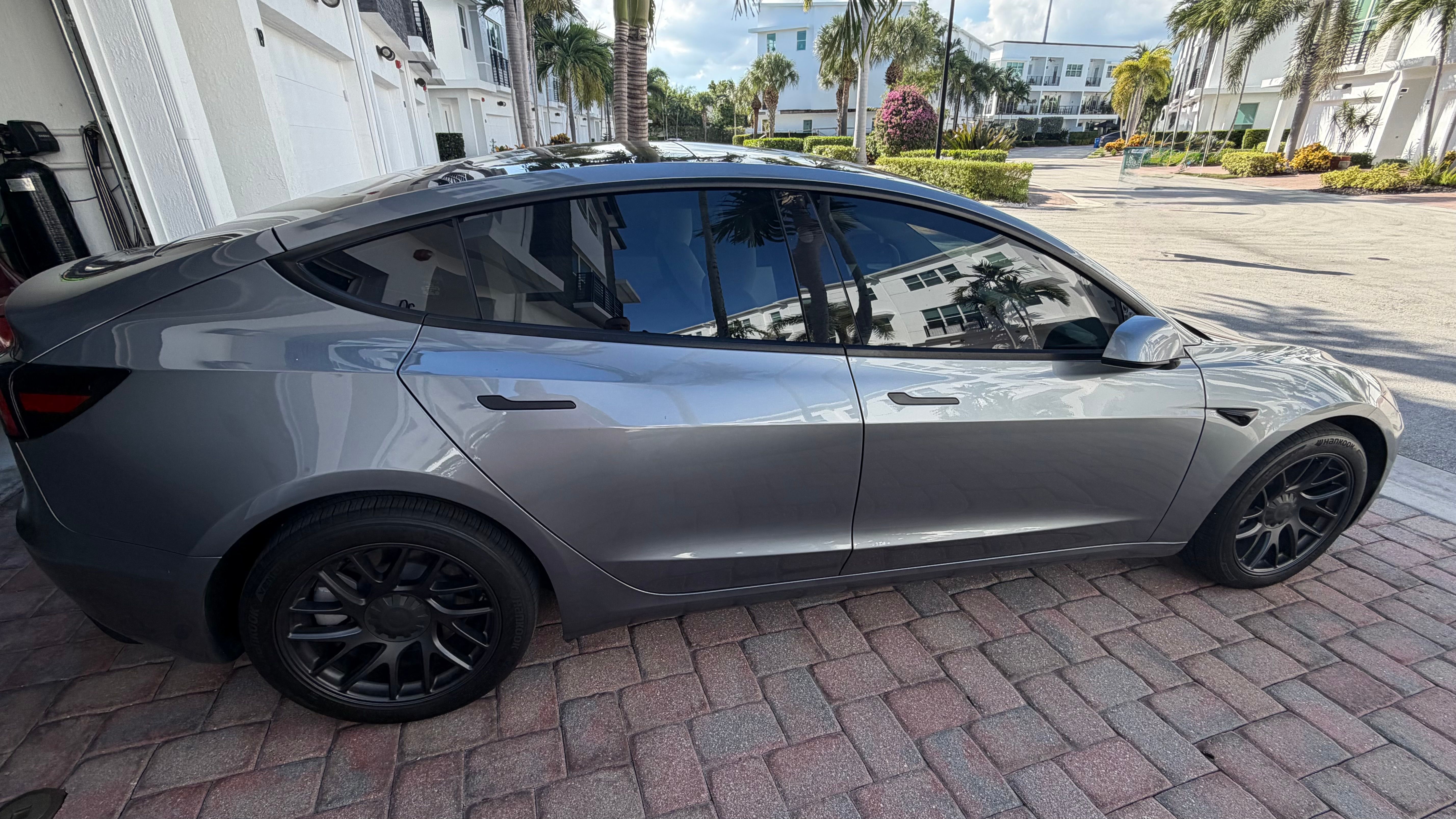 Used 2025 Tesla Model 3 Long Range RWD image 6
