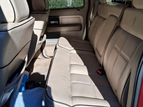 Used 2006 Lincoln Mark LT 2WD image 12