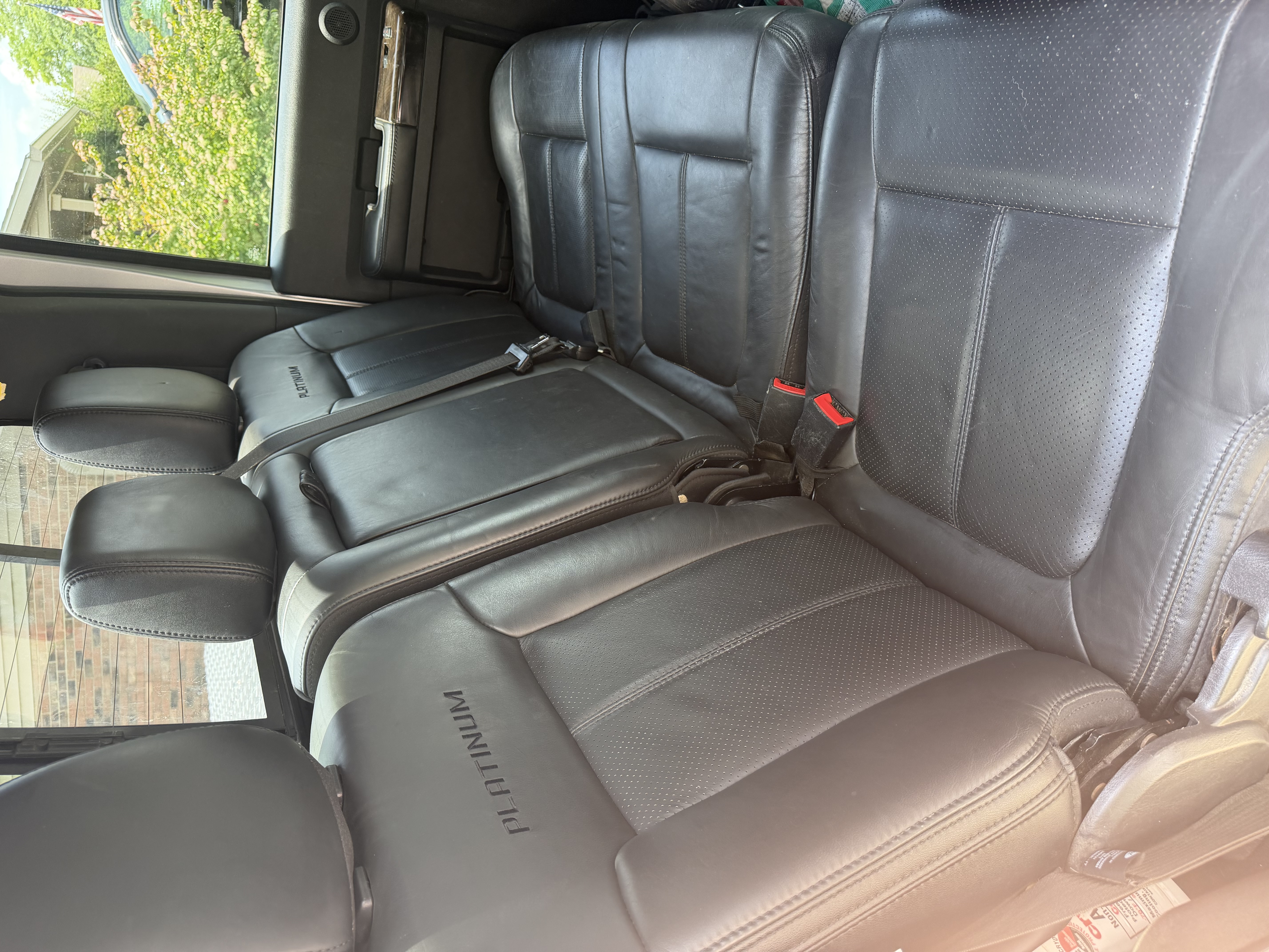 Used 2014 Ford F250 Platinum w/ Platinum Package AWD/4WD image 13